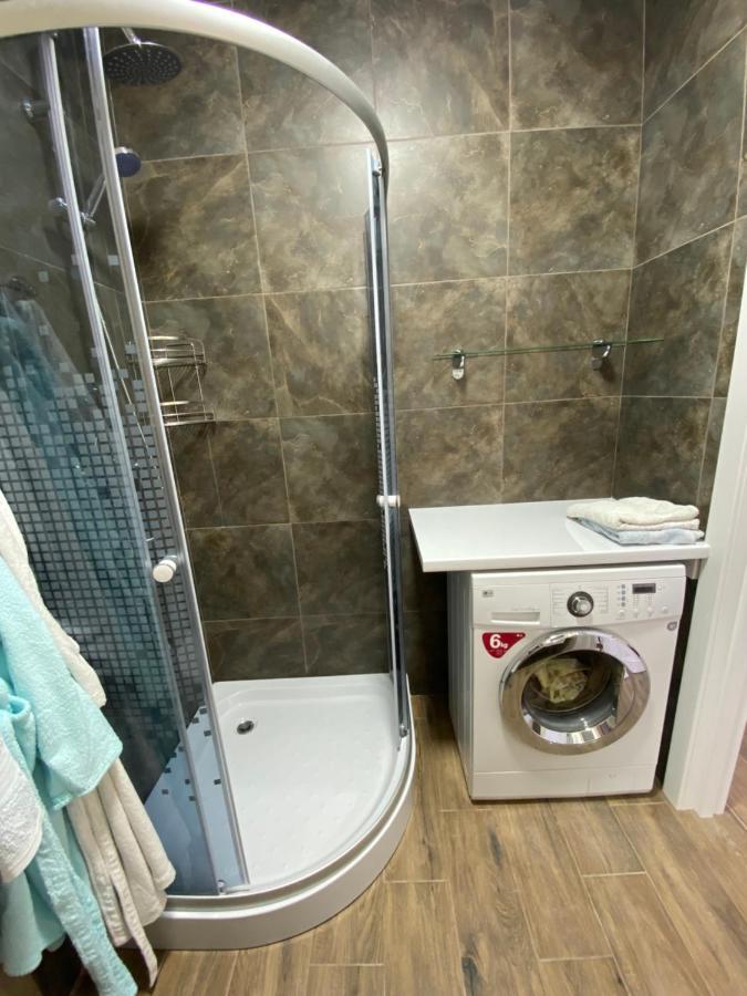 Нові Апартаменти По Вулиці Роксолани16 تريسكافيتس المظهر الخارجي الصورة